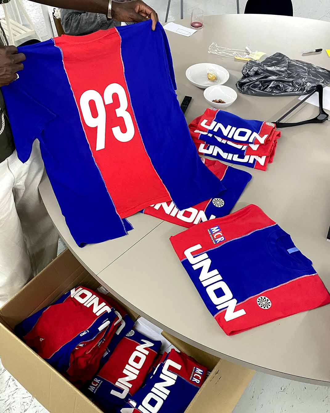 Pop-up Barbès — t-shirt PSG personnalisé