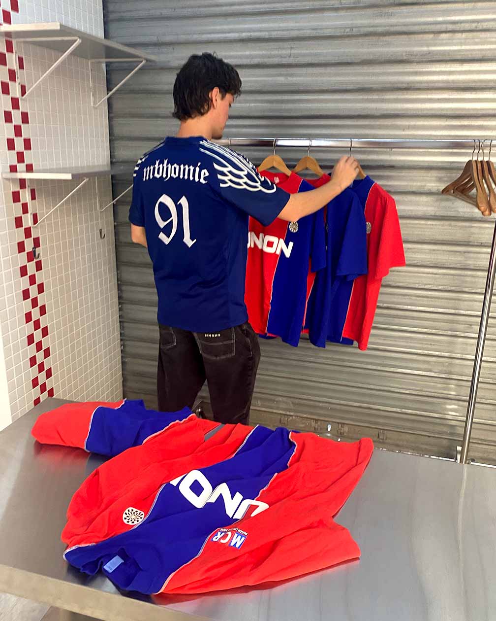 Pop-up Barbès — t-shirt PSG personnalisé